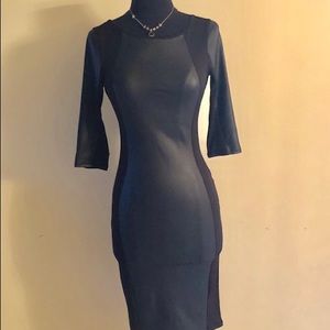 Black Body con dress